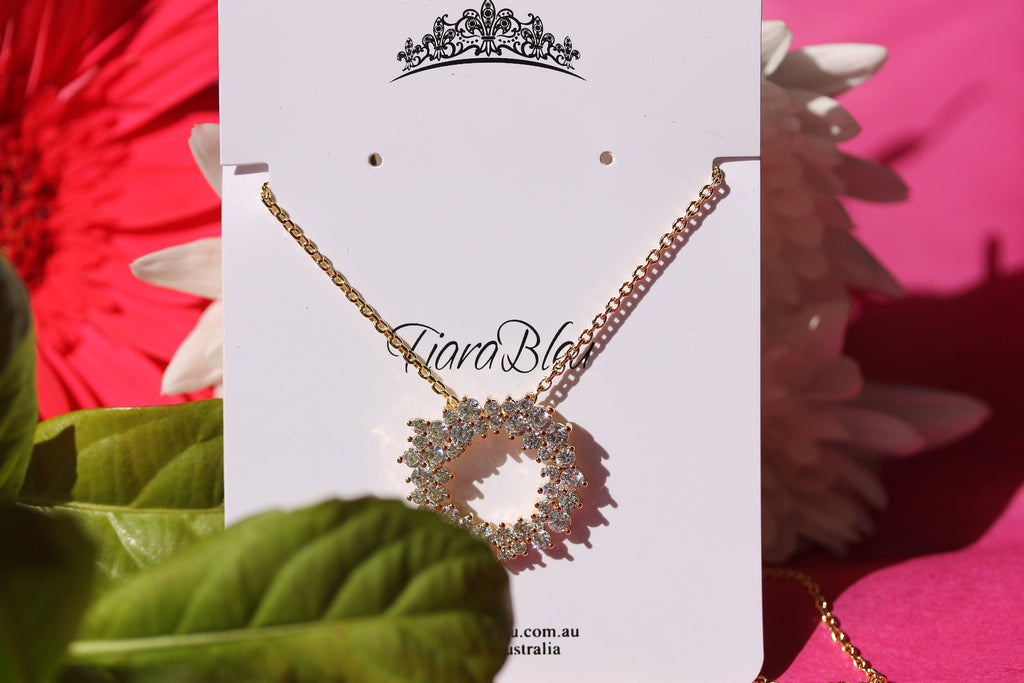 Circle High Quality CZ Pendant Charm Gold Necklace Choker Chain Women Fashion Necklace/Pendant - TiaraBleu